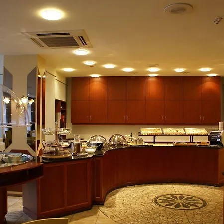 Bero Hotel 4*